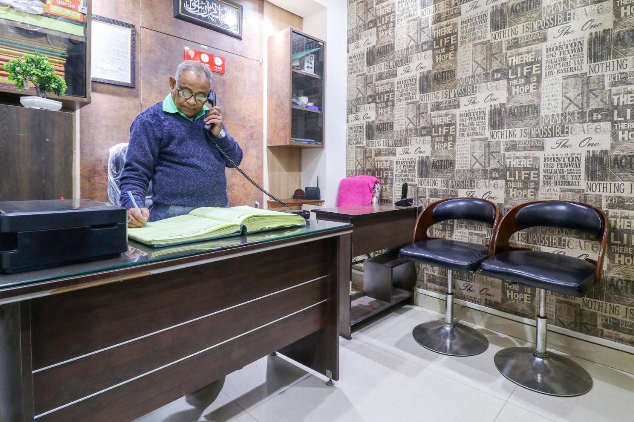 Oyo Flagship 69860 Mastana Palace Hotel Varanasi Exterior photo